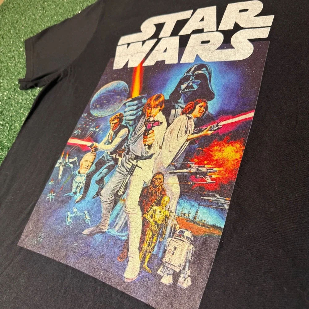 Star Wars Mens Black Graphic T-Shirt Gildan Softstyle Movie Poster Print Size M